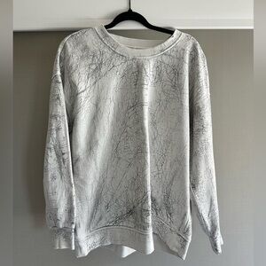 Lululemon Gray Crackle Pattern Sweatshirt